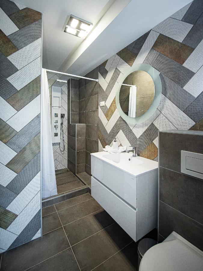 Aranyszarvas Panzio, Etterem Es Grillterasz Apartment ภายนอก รูปภาพ