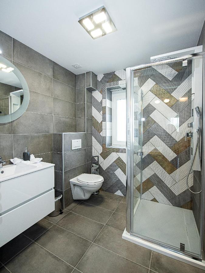 Aranyszarvas Panzio, Etterem Es Grillterasz Apartment ภายนอก รูปภาพ